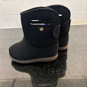 Bogs Waterproof snow boots - Infant Size 5